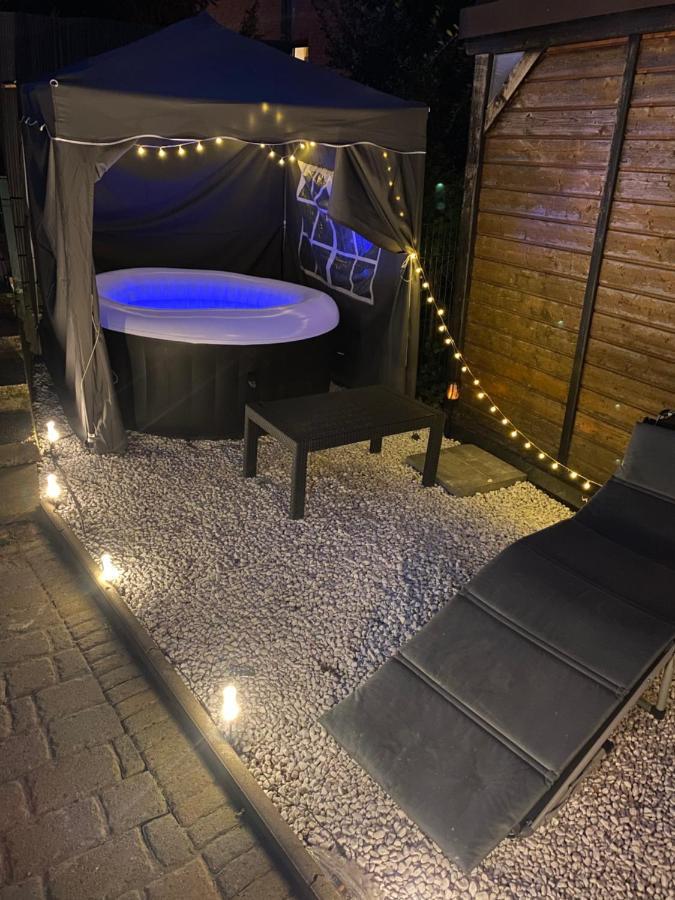 Wohnen Direkt An Der Rheinpromenade Mit Whirlpool Und Sauna Gotterswickerhamm المظهر الخارجي الصورة